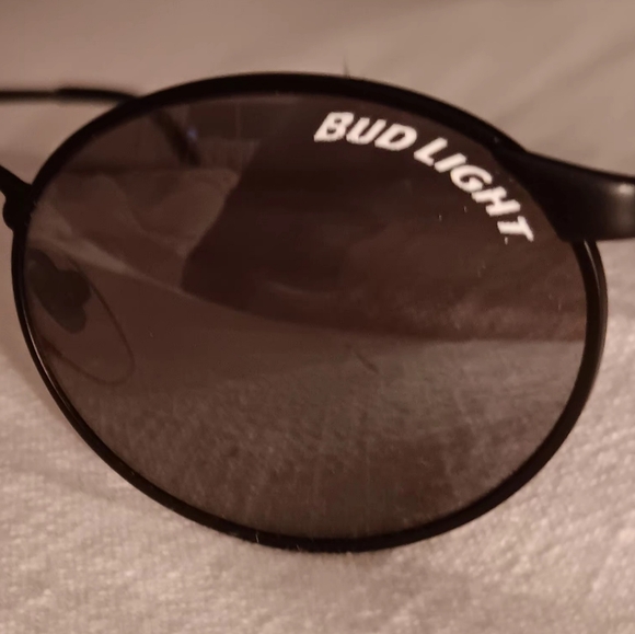 Fossil Bud Light Vintage Sunglasses - Picture 2 of 8
